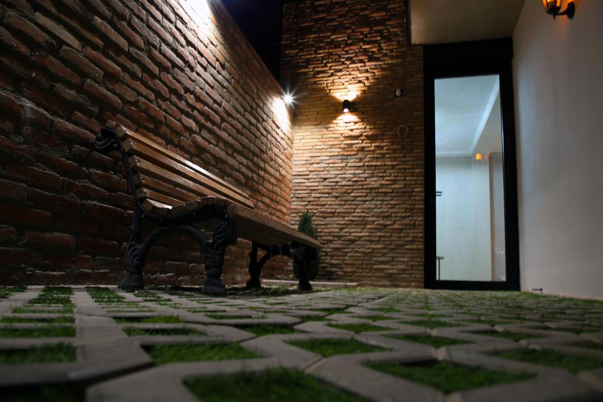 Trinity Hotel Tbilisi Exterior photo