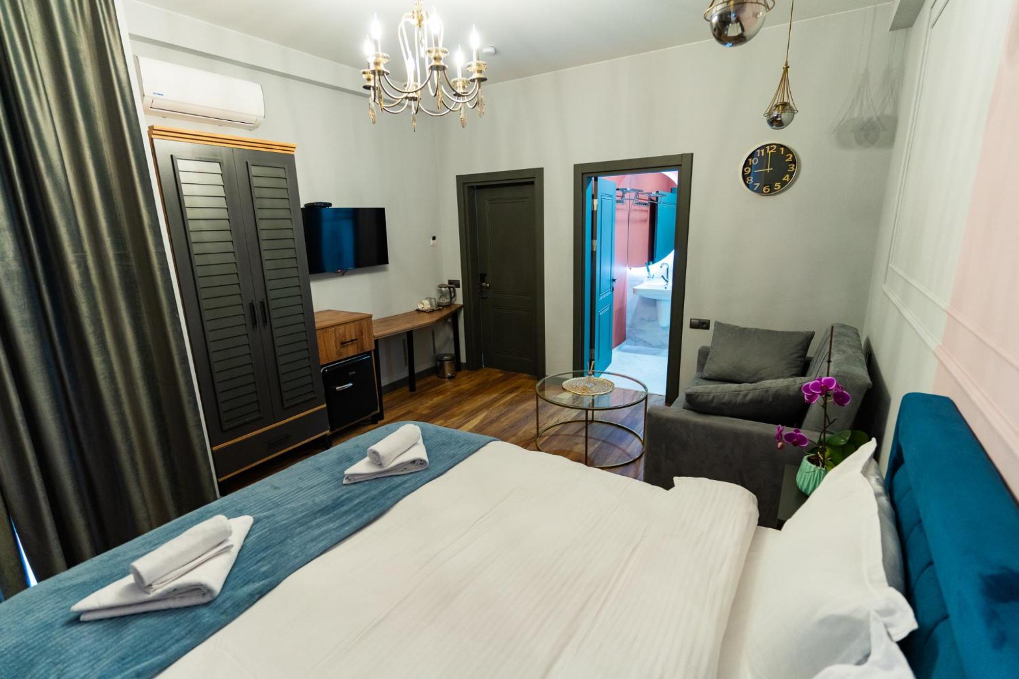 Trinity Hotel Tbilisi Exterior photo